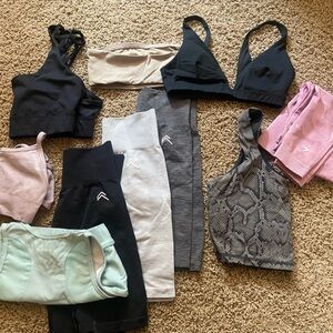 Athletic bundle perfect for starting your gym wardrobe